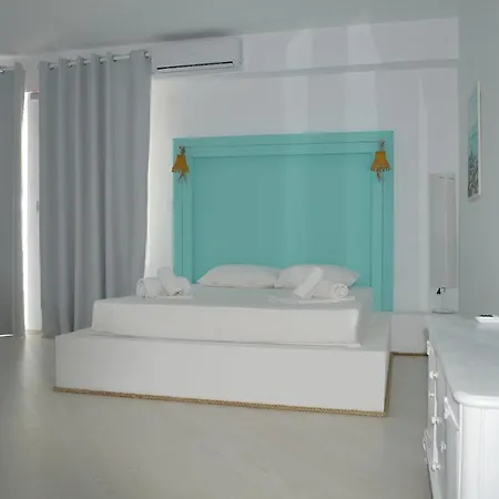 Amelia Luxury *
