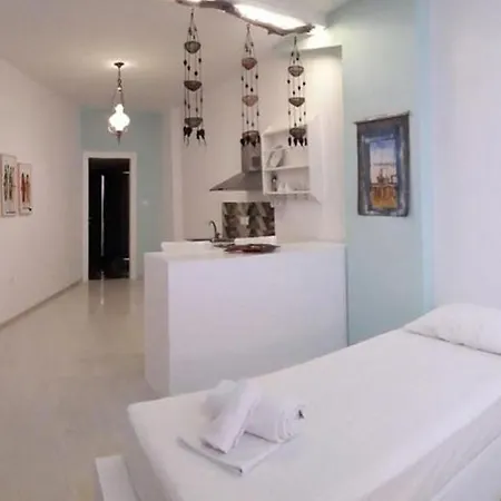Amelia Luxury *
