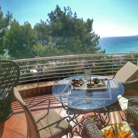 Amelia Luxury *
